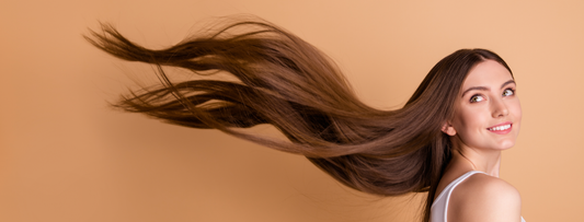 Die richtige Pflege von langem Haar